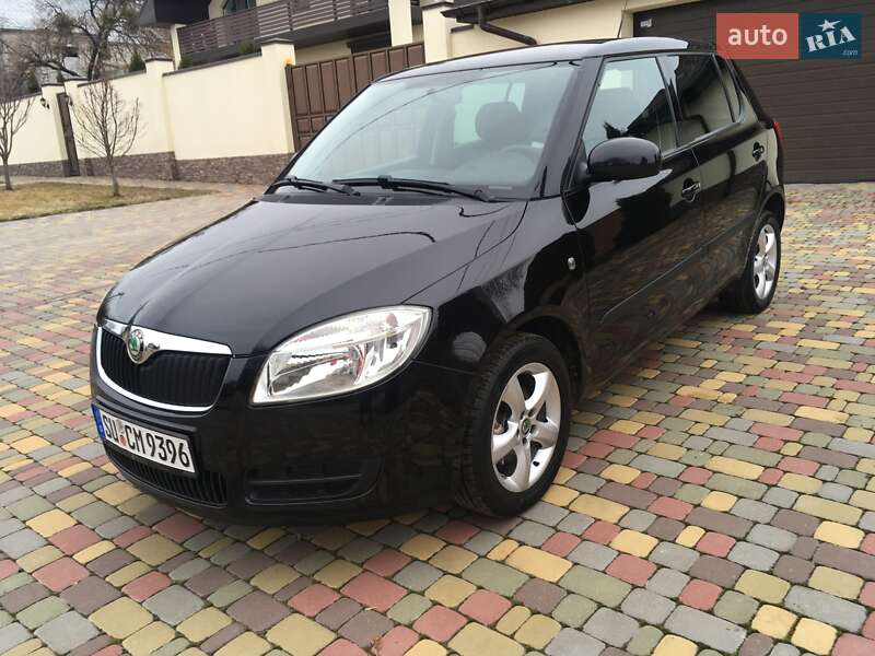 Хэтчбек Skoda Fabia 2009 в Харькове