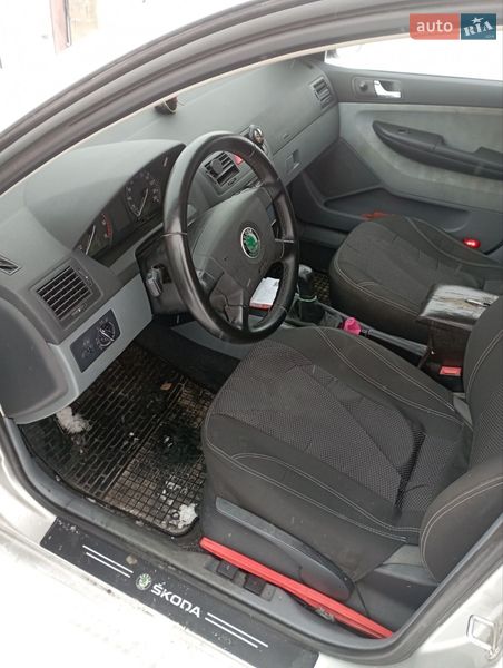 Універсал Skoda Fabia 2001 в Києві