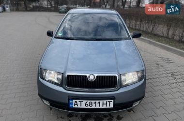 Хэтчбек Skoda Fabia 2003 в Черновцах