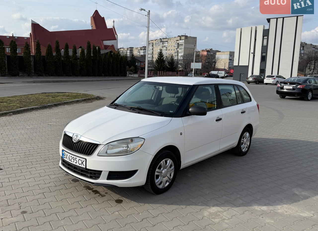 2014 Skoda Fabia - мініатюра 9