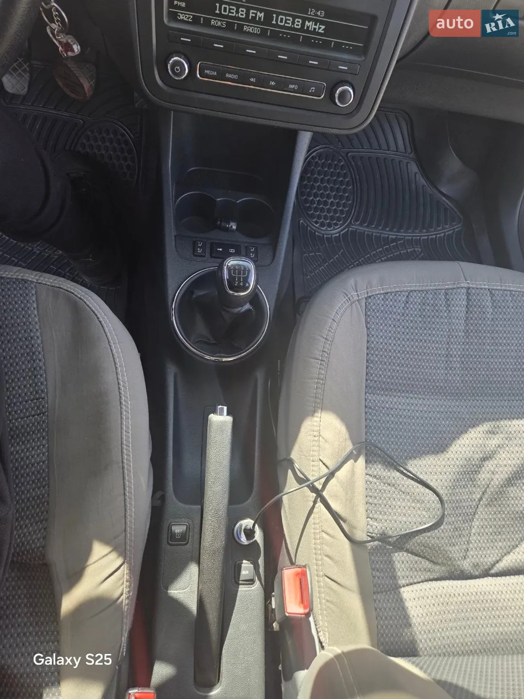 2013 Skoda Fabia - мініатюра 12