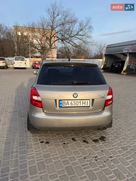 Хэтчбек Skoda Fabia 2007 в Кропивницком
