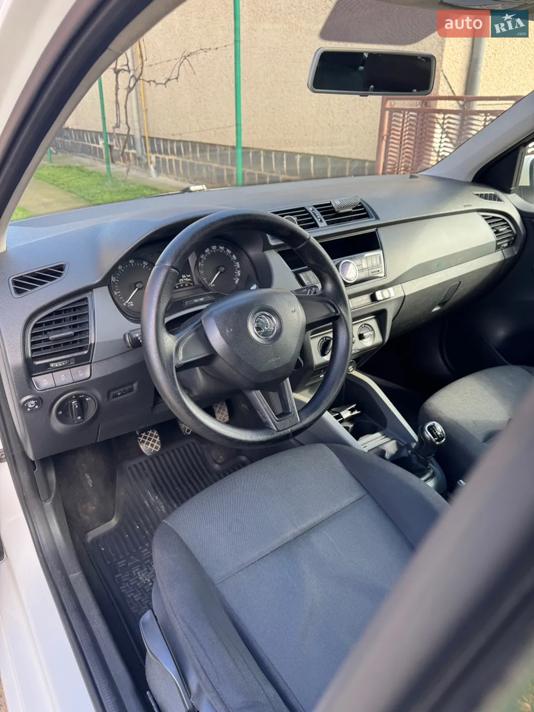 2015 Skoda Fabia - мініатюра 23