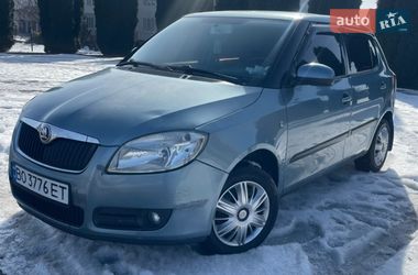 Хэтчбек Skoda Fabia 2007 в Дубно