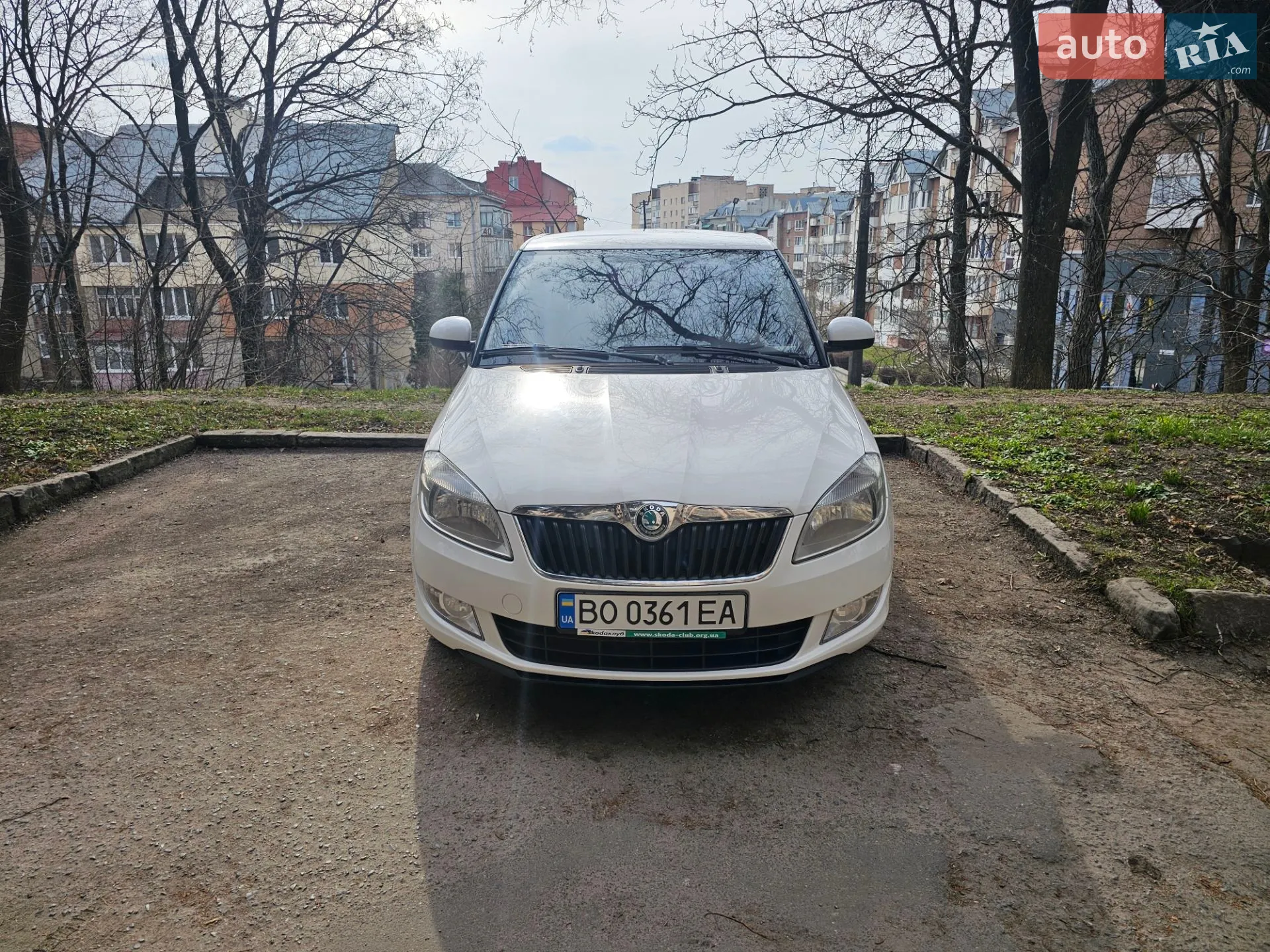 2011 Skoda Fabia - мініатюра 3