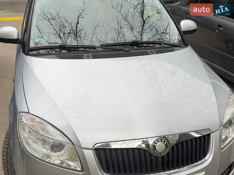 Універсал Skoda Fabia 2010 в Самборі