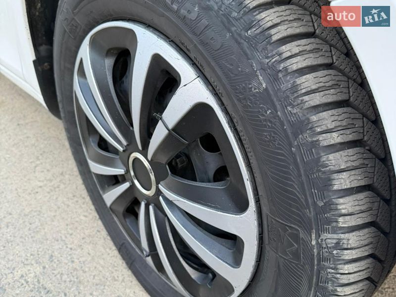 Хэтчбек Skoda Fabia 2010 в Мукачево фото 4 Хэтчбек Skoda Fabia 2010 в Мукачево