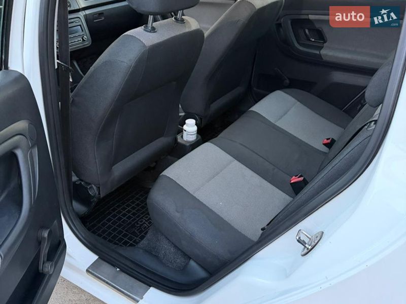 Хэтчбек Skoda Fabia 2010 в Мукачево фото 11 Хэтчбек Skoda Fabia 2010 в Мукачево