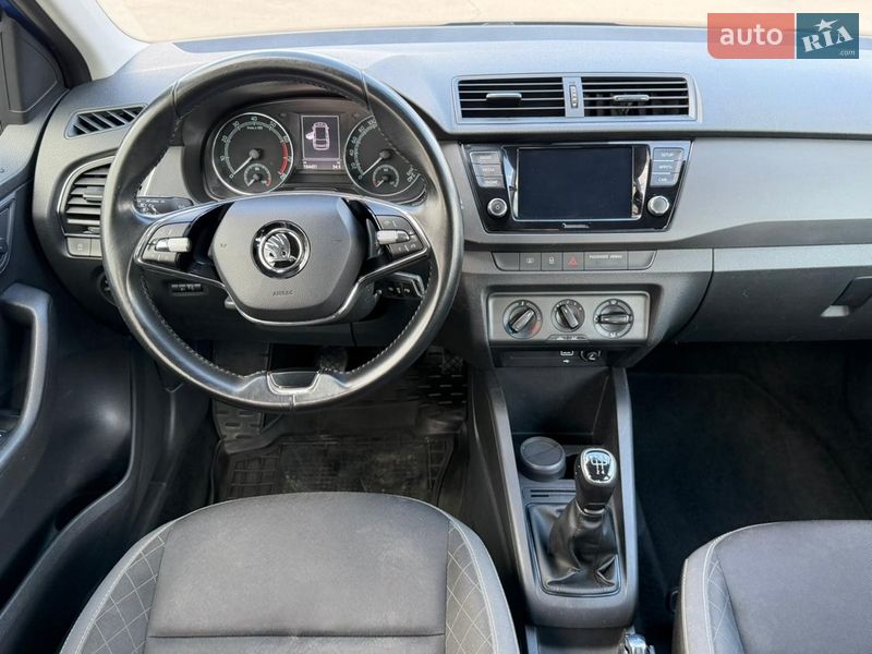 Универсал Skoda Fabia 2021 в Киеве