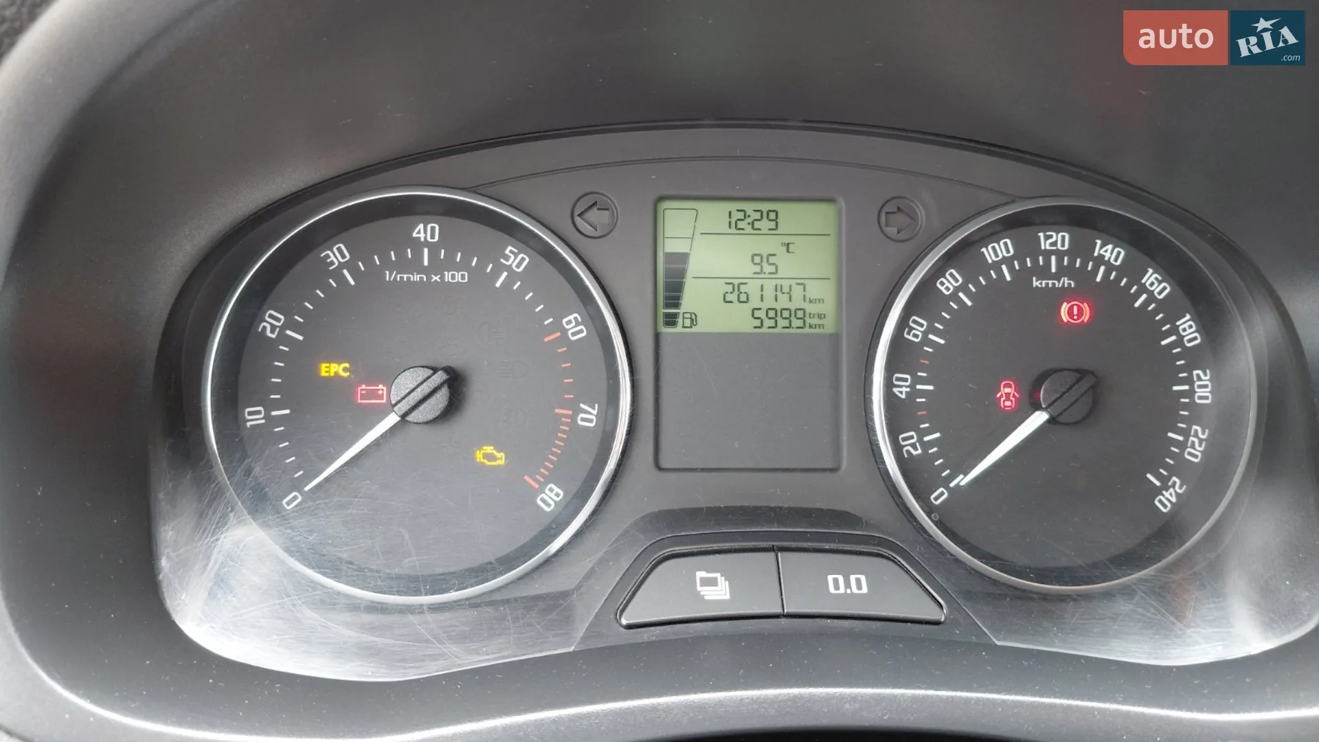 2010 Skoda Fabia - мініатюра 16