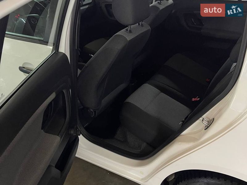 Хэтчбек Skoda Fabia 2013 в Брюховичах фото 8 Хэтчбек Skoda Fabia 2013 в Брюховичах