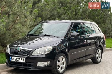 Універсал Skoda Fabia 2011 в Софіївській Борщагівці