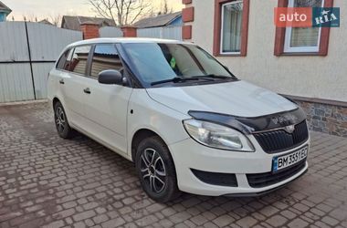 Хетчбек Skoda Fabia 2010 в Глухові