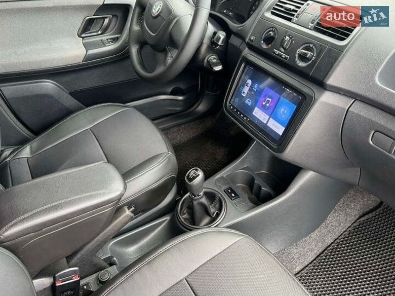 Універсал Skoda Fabia 2012 в Харкові