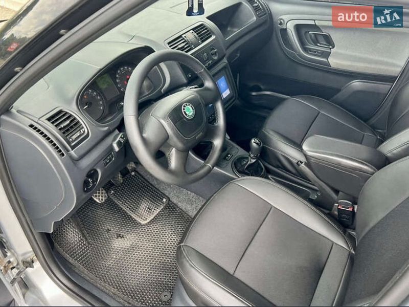 Універсал Skoda Fabia 2012 в Харкові