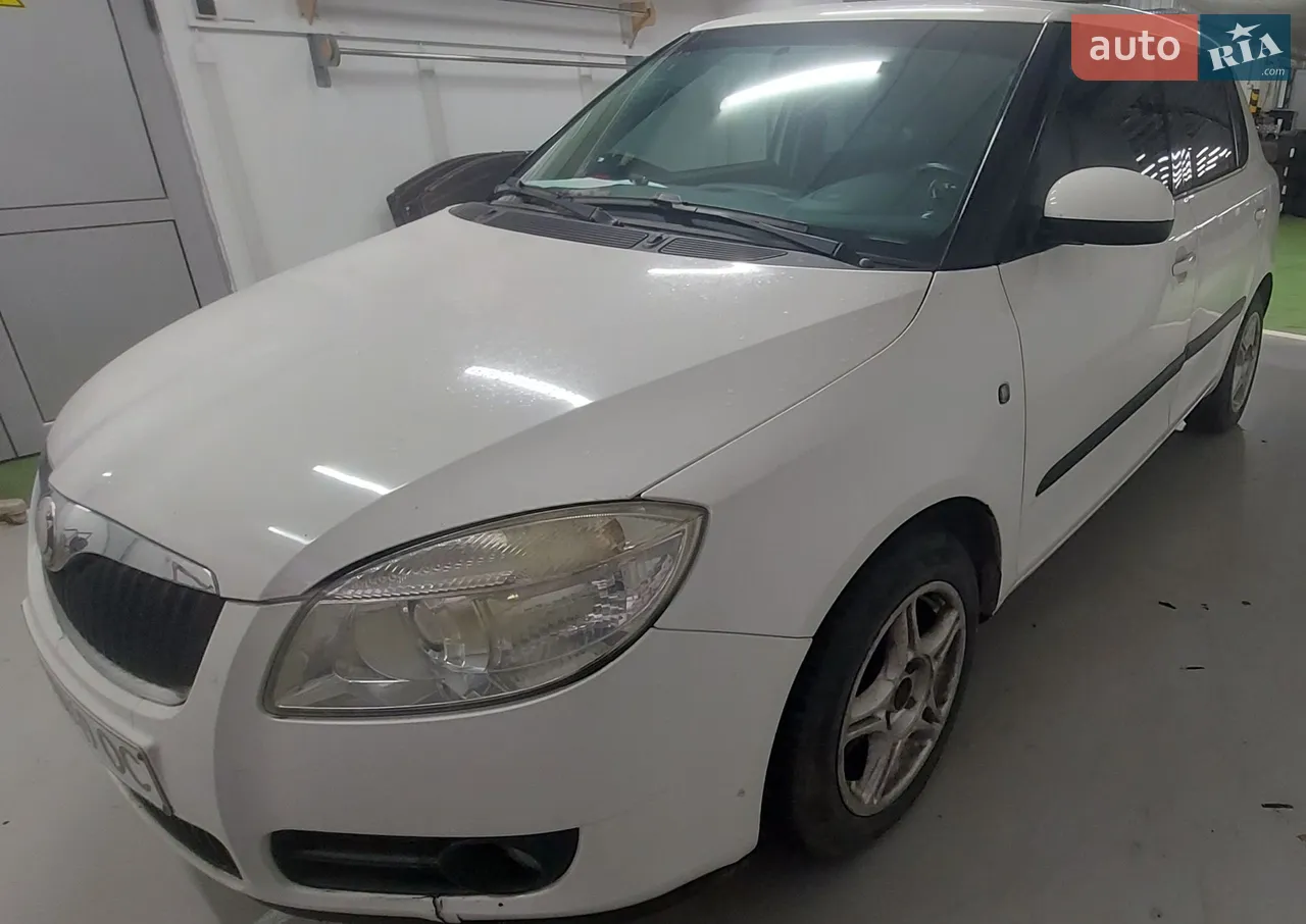 2010 Skoda Fabia - мініатюра 21