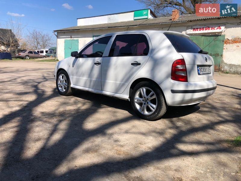 Хэтчбек Skoda Fabia 2003 в Самборе фото 6 Хэтчбек Skoda Fabia 2003 в Самборе