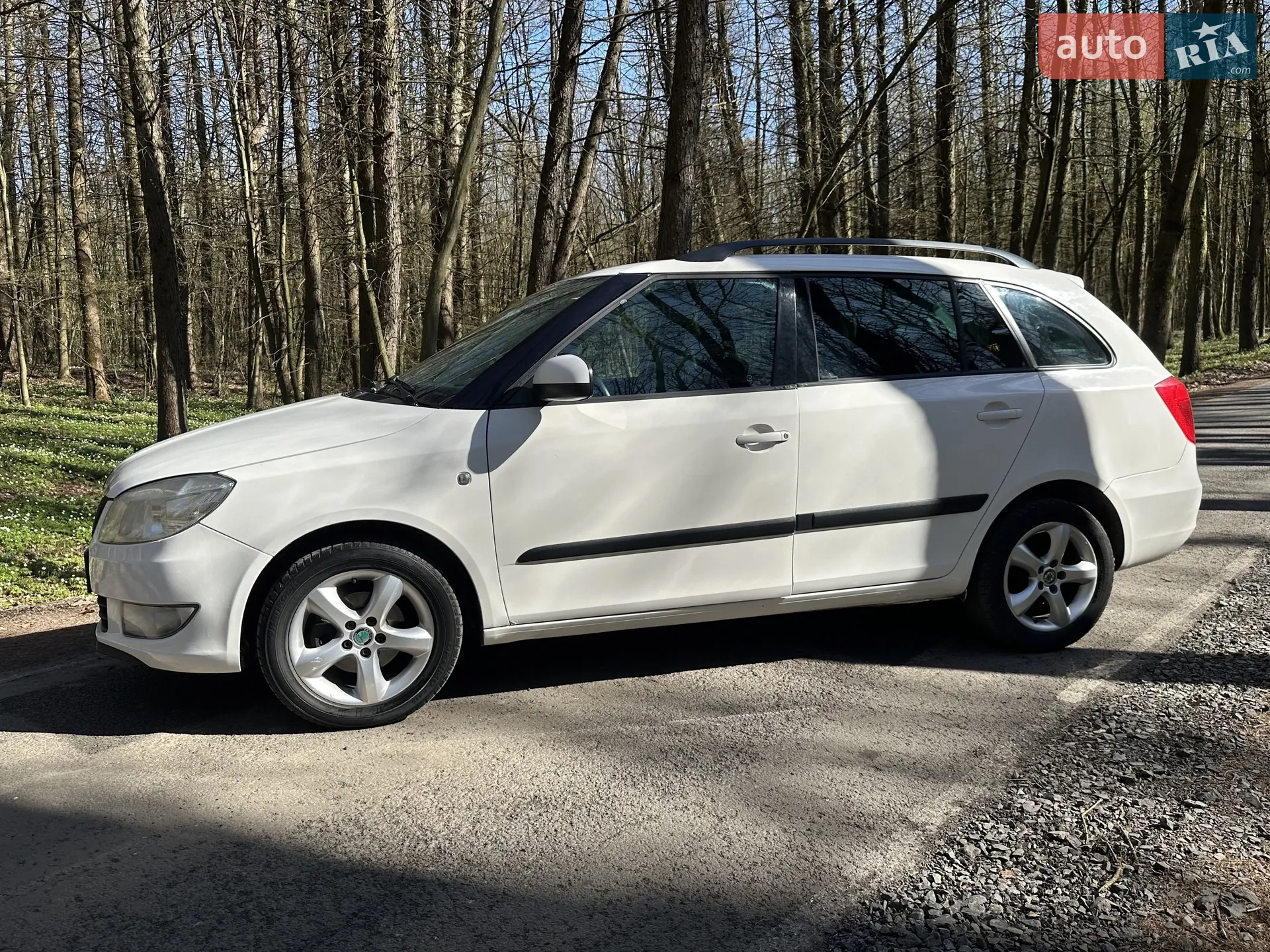 2012 Skoda Fabia - мініатюра 5