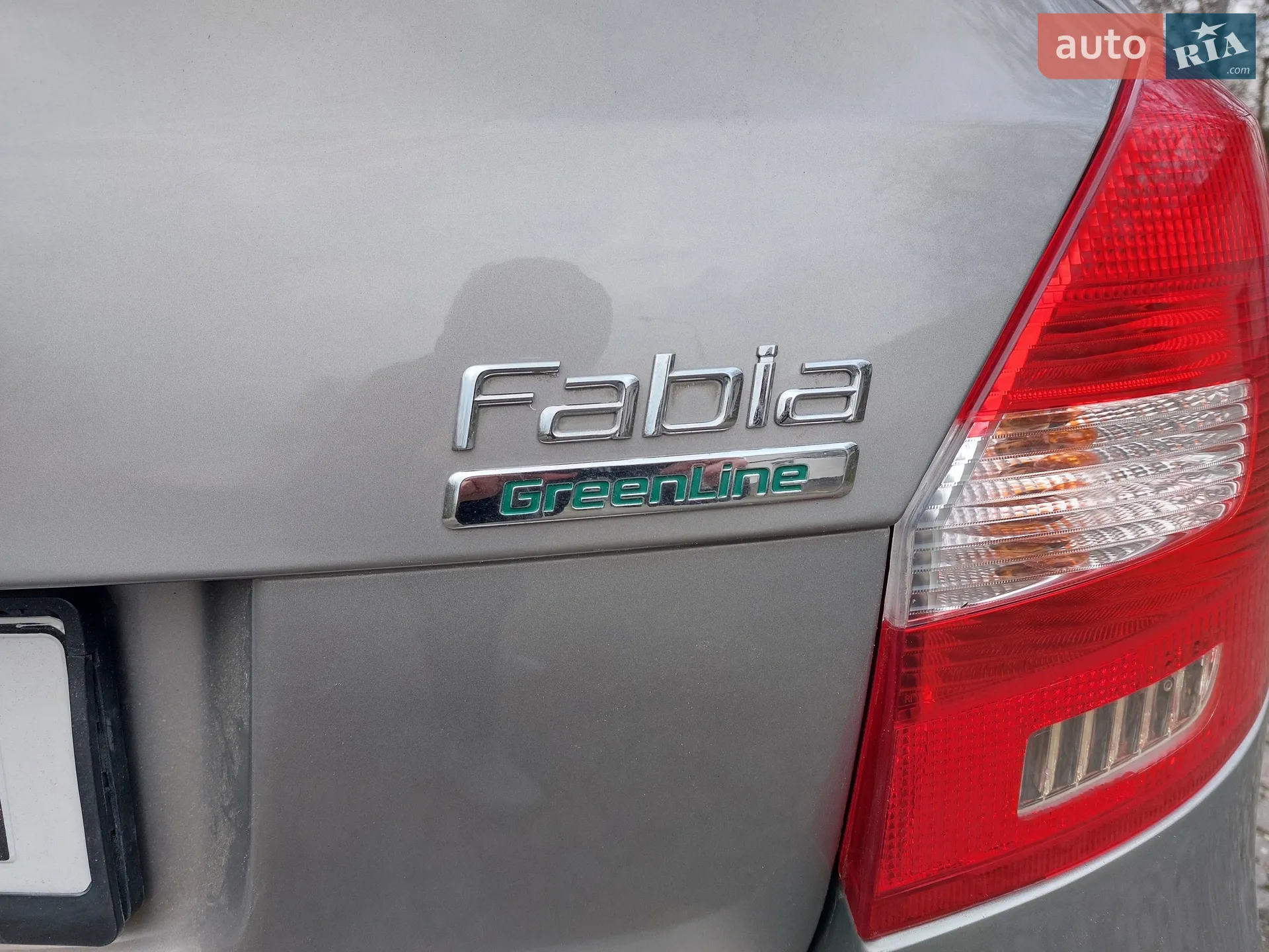 2010 Skoda Fabia - мініатюра 17