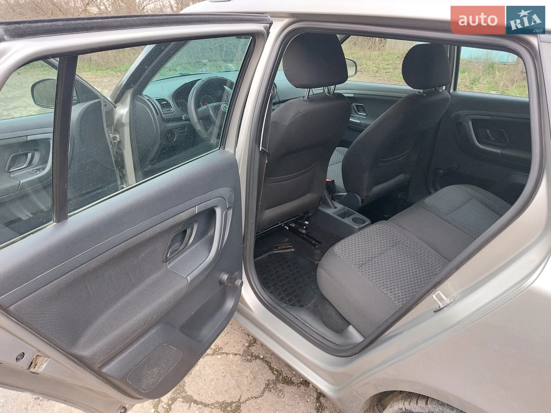 2010 Skoda Fabia - мініатюра 34