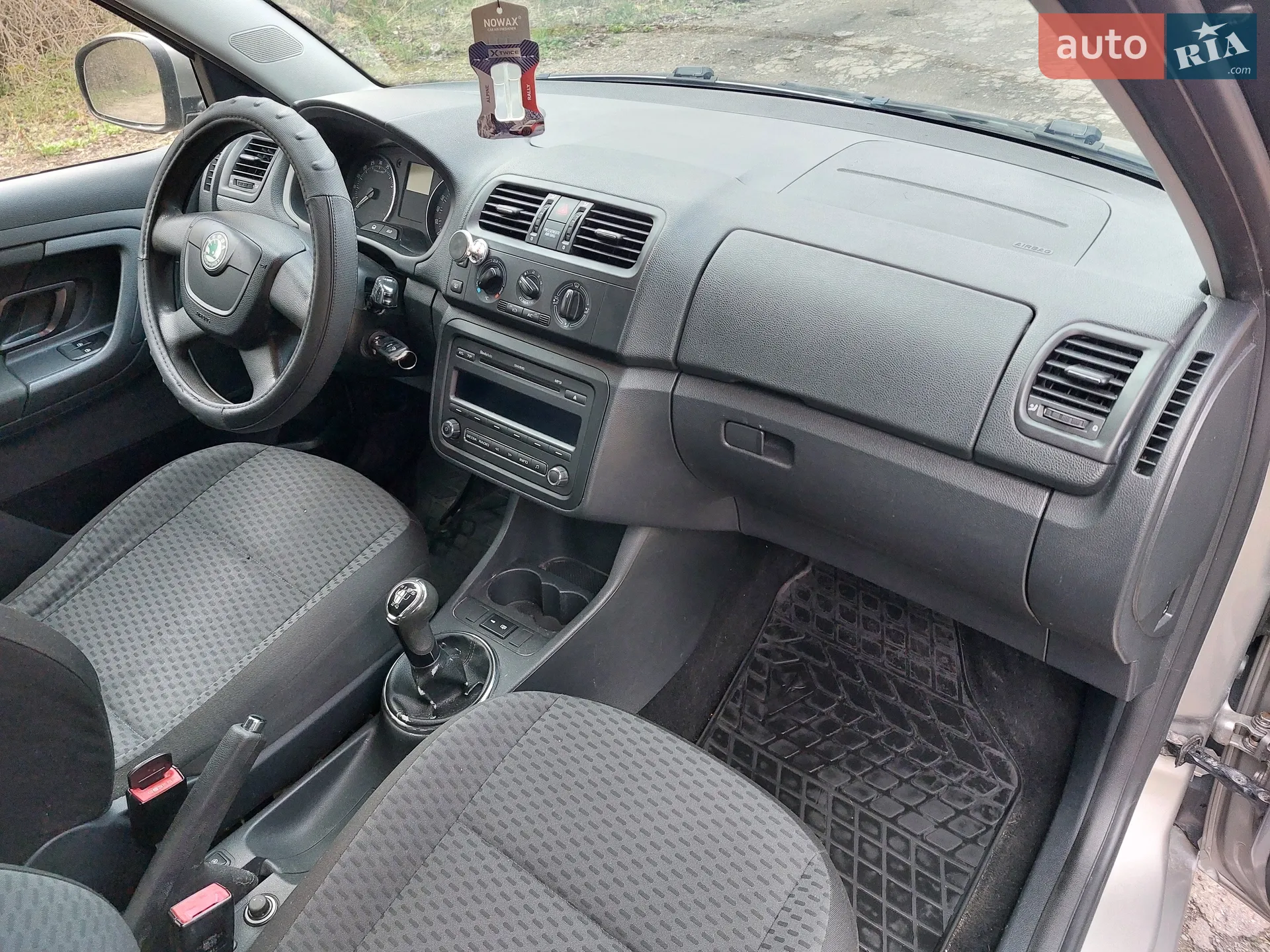 2010 Skoda Fabia - мініатюра 45