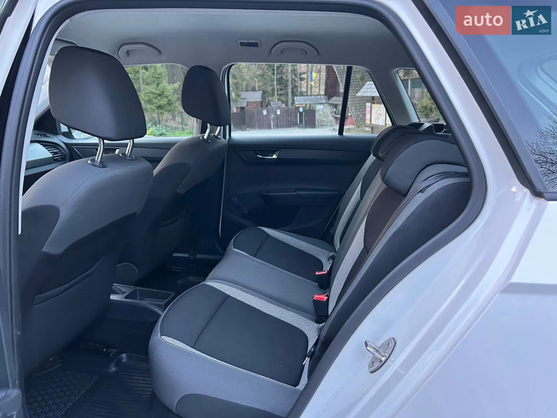 2015 Skoda Fabia - мініатюра 9