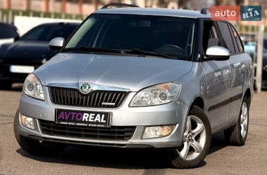 Универсал Skoda Fabia 2011 в Кривом Роге