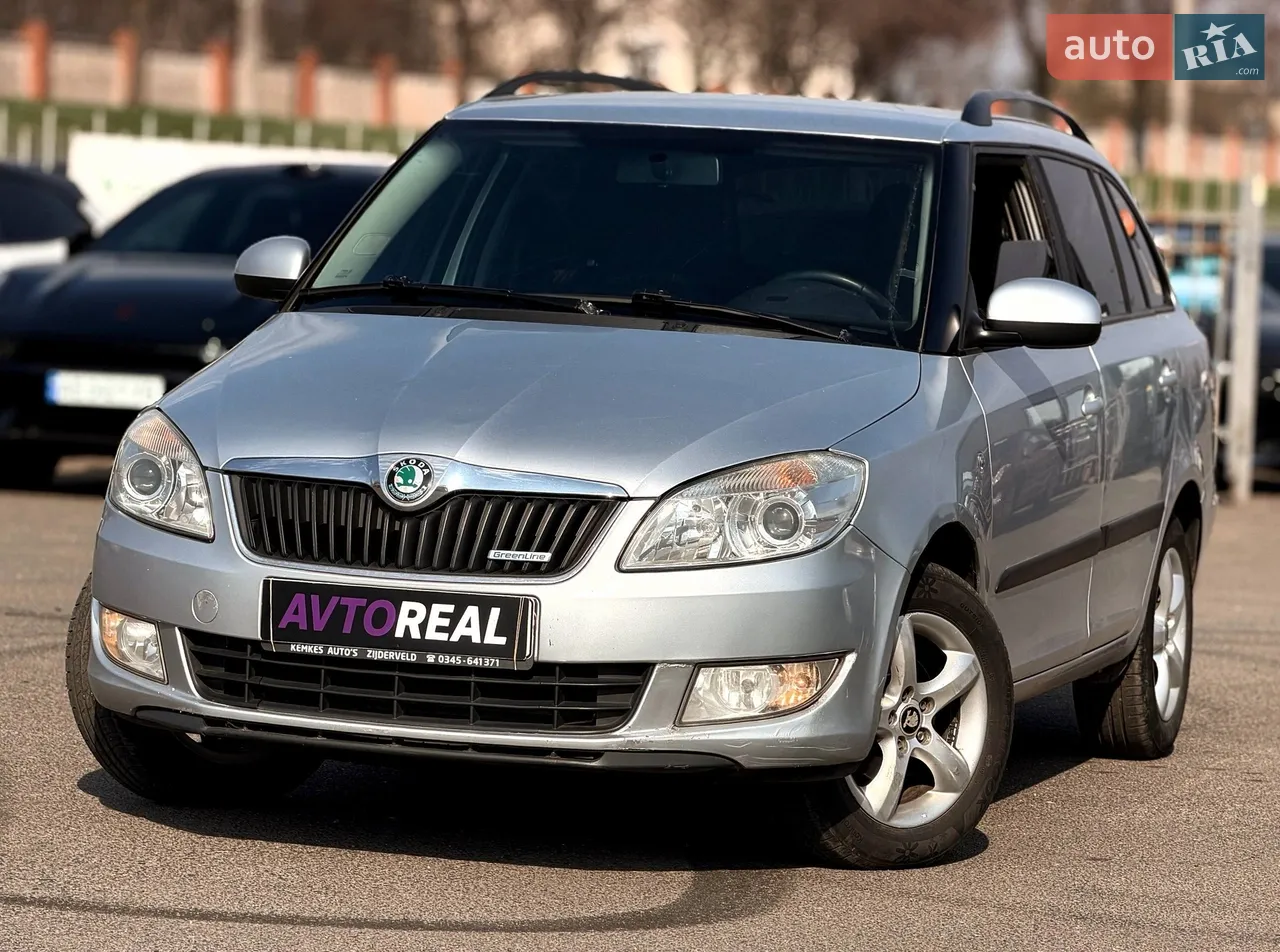 2011 Skoda Fabia - мініатюра 23