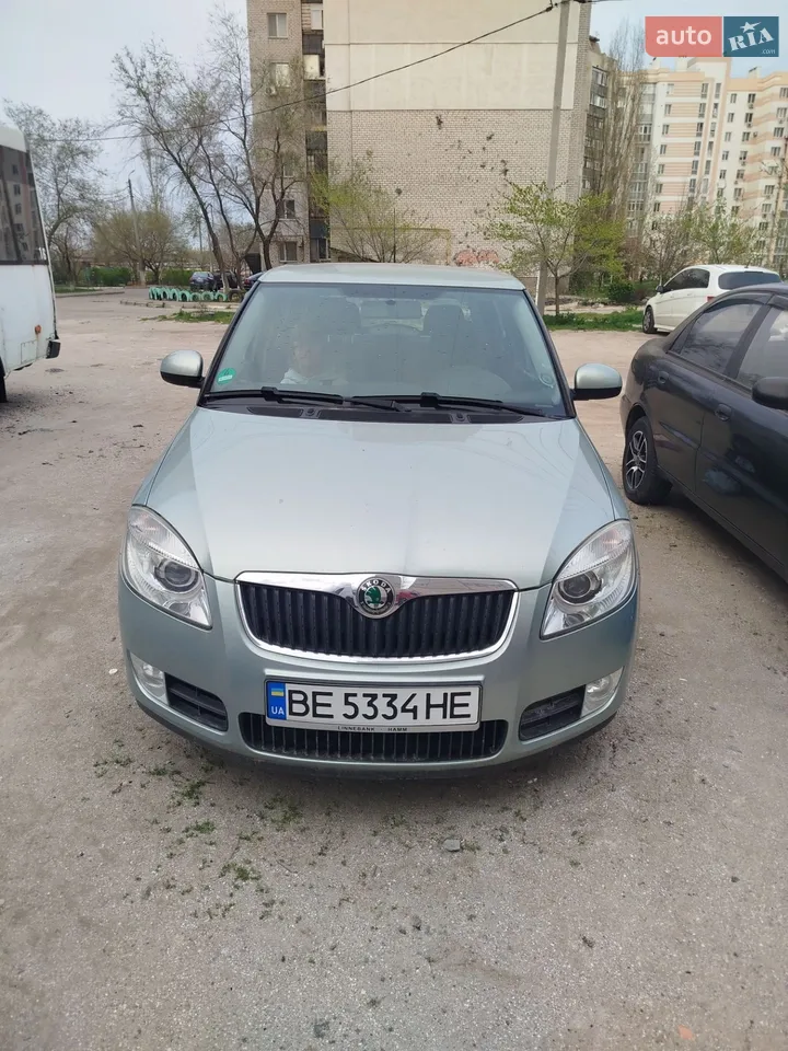 2010 Skoda Fabia - мініатюра 20