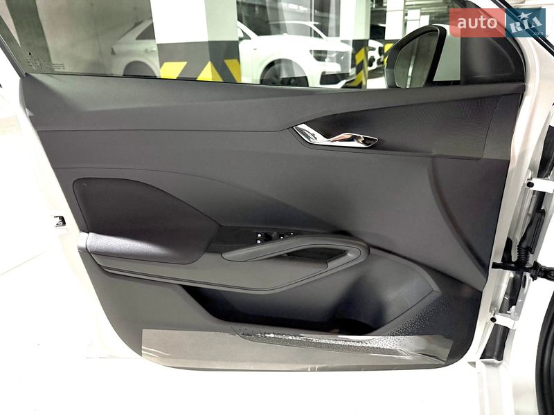 Хетчбек Skoda Fabia 2025 в Дніпрі