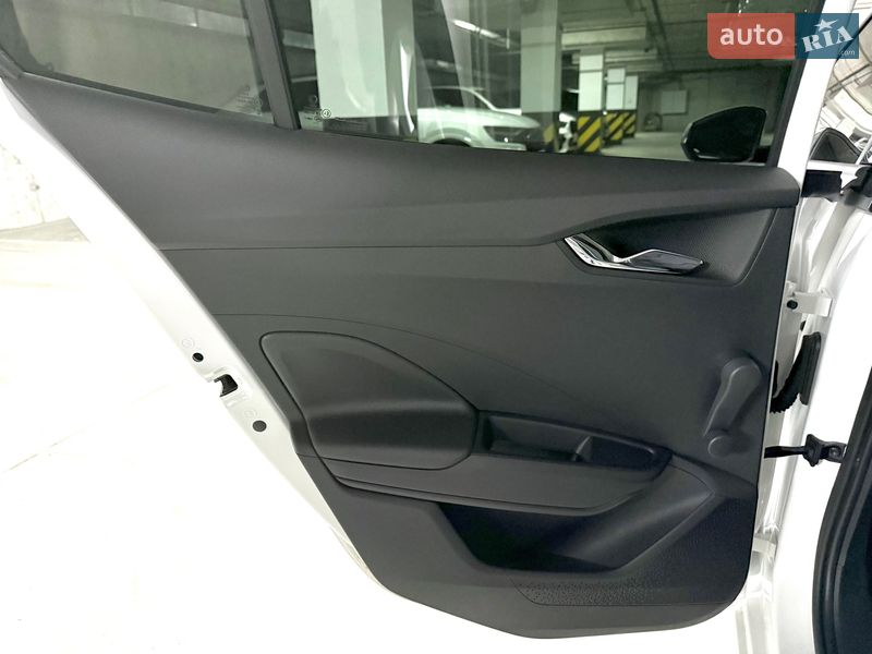 Хетчбек Skoda Fabia 2025 в Дніпрі