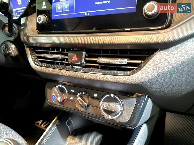 Хетчбек Skoda Fabia 2025 в Дніпрі