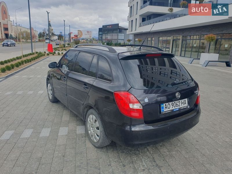 Универсал Skoda Fabia 2010 в Хусте