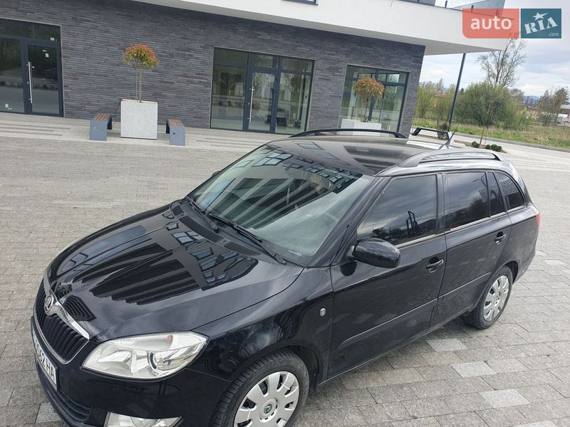 Универсал Skoda Fabia 2010 в Хусте