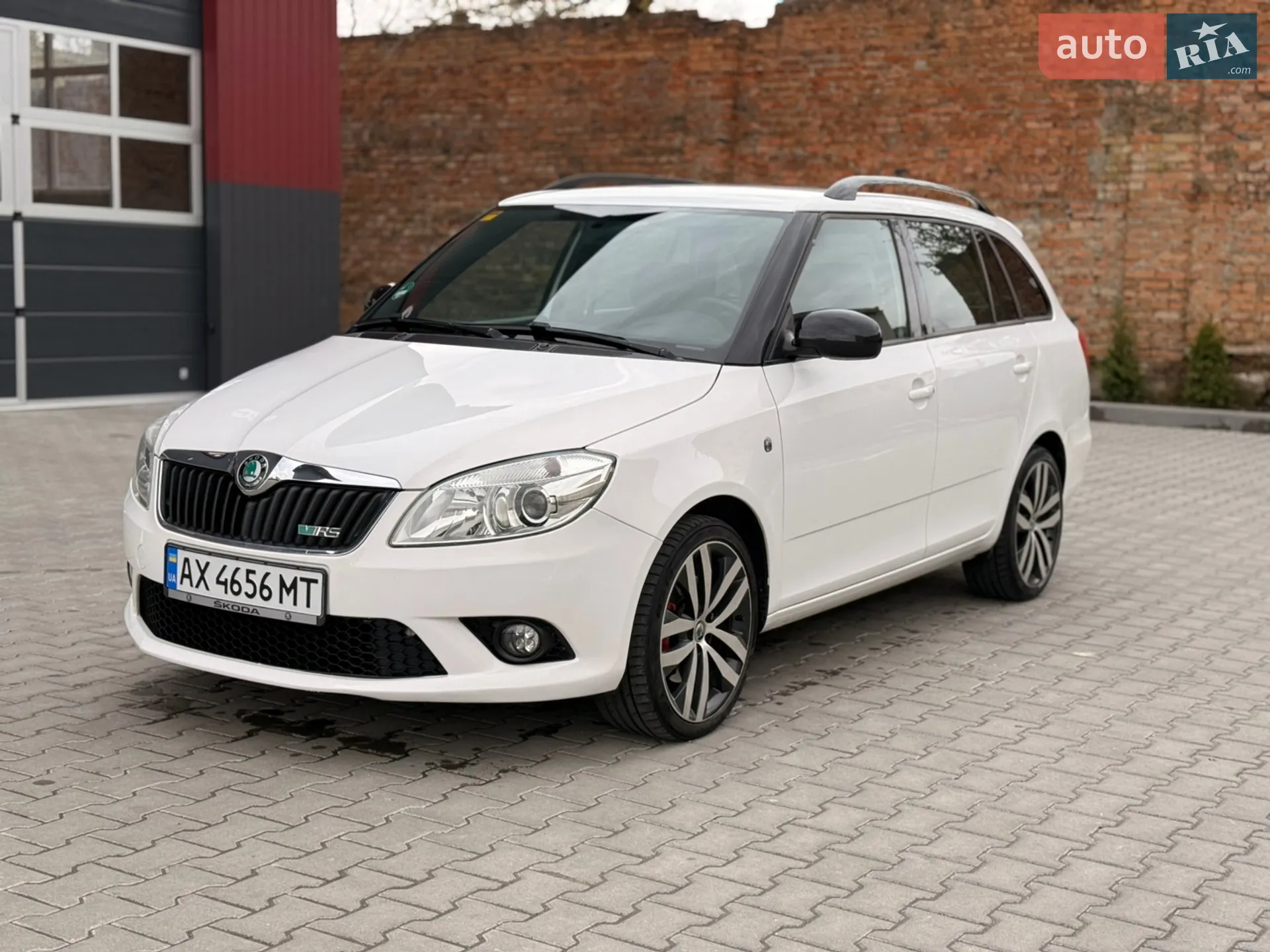 2011 Skoda Fabia - фото 1