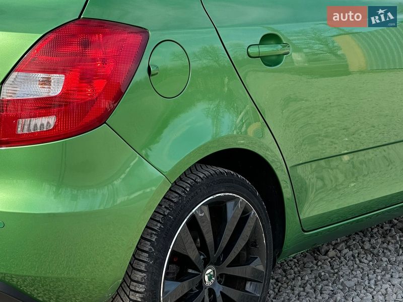 Хетчбек Skoda Fabia 2010 в Самборі