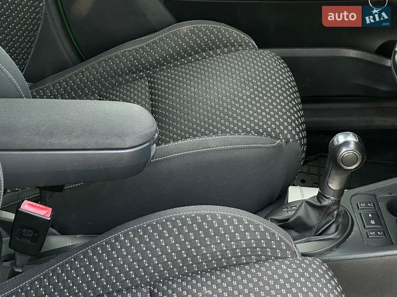 Хетчбек Skoda Fabia 2010 в Самборі