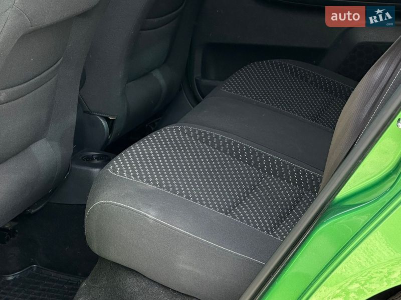 Хетчбек Skoda Fabia 2010 в Самборі