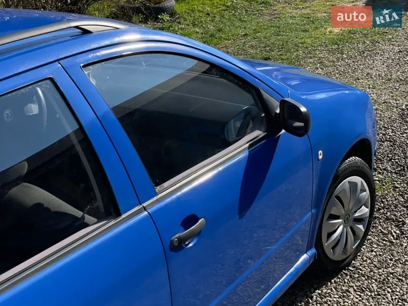 Skoda Fabia 2003 VIN TMBJC46Y133830005 фото оголошення 2 з 46