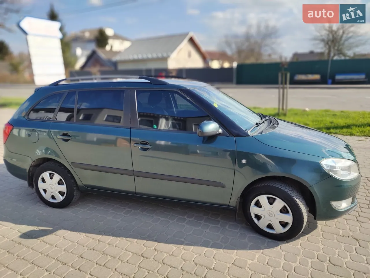 2010 Skoda Fabia - мініатюра 19