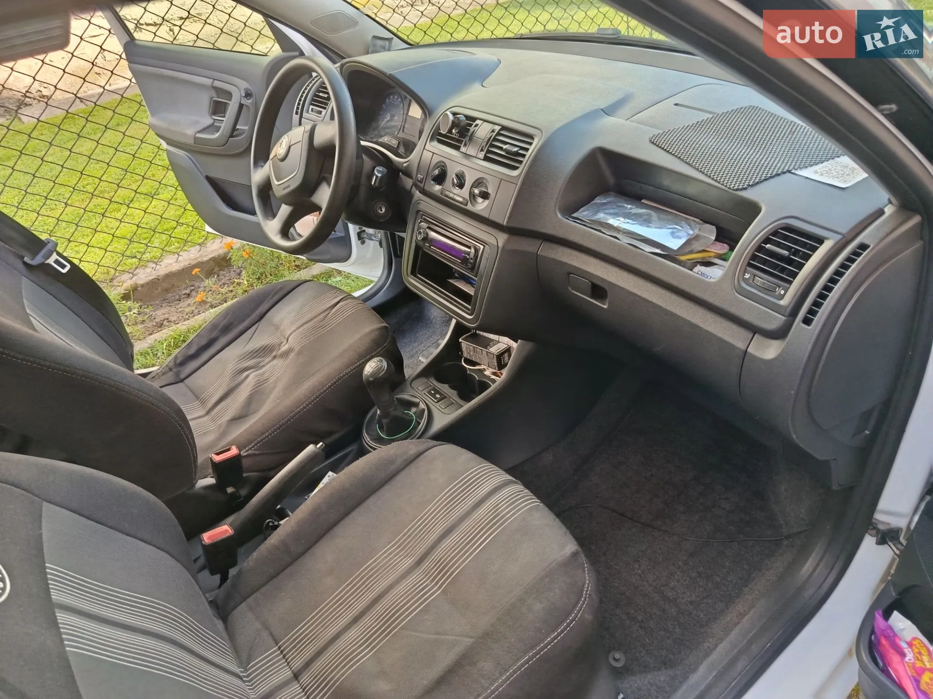 2010 Skoda Fabia - мініатюра 11