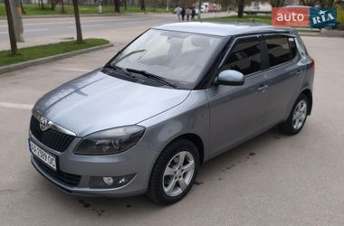 Хэтчбек Skoda Fabia 2013 в Днепре
