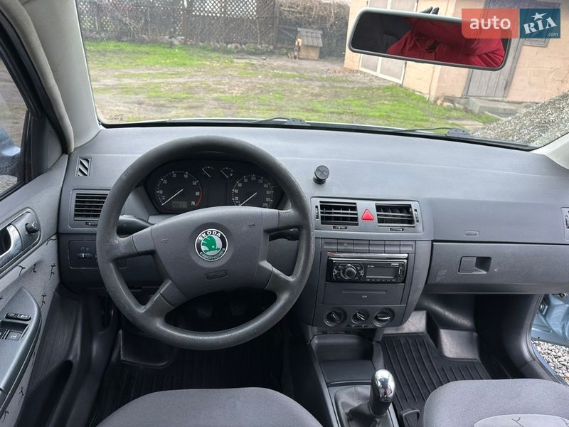 Седан Skoda Fabia 2004 в Черкассах фото 28 Седан Skoda Fabia 2004 в Черкассах