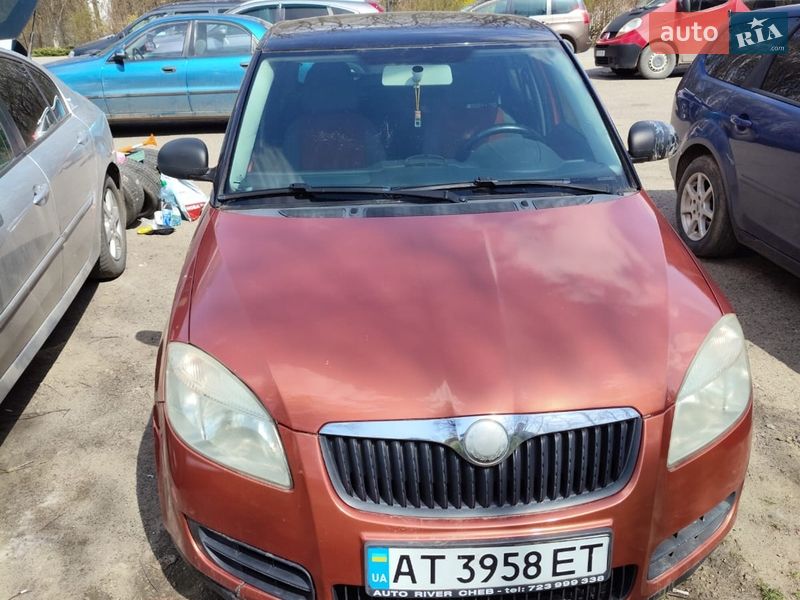 Хэтчбек Skoda Fabia 2007 в Долине