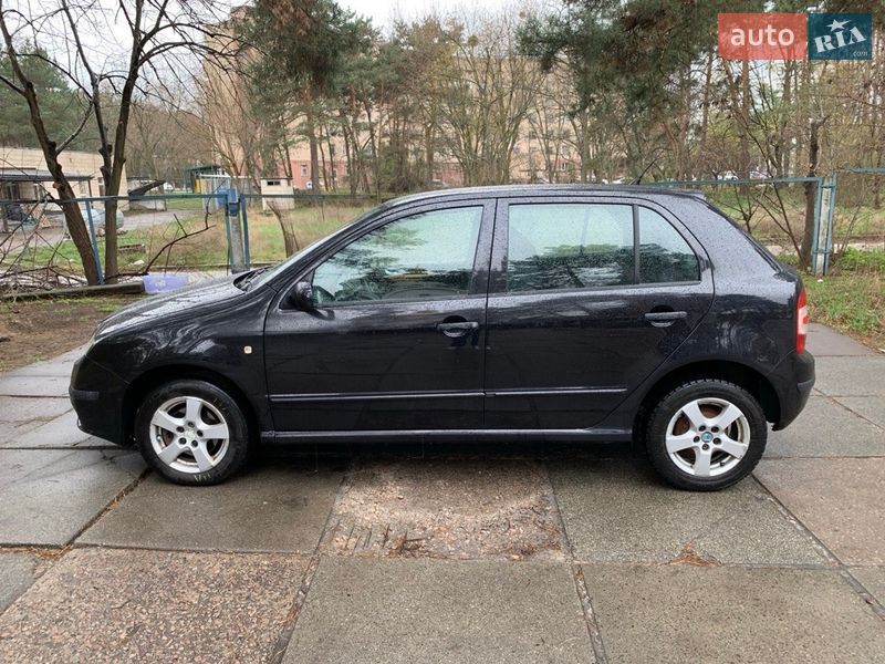 Хетчбек Skoda Fabia 2006 в Києві
