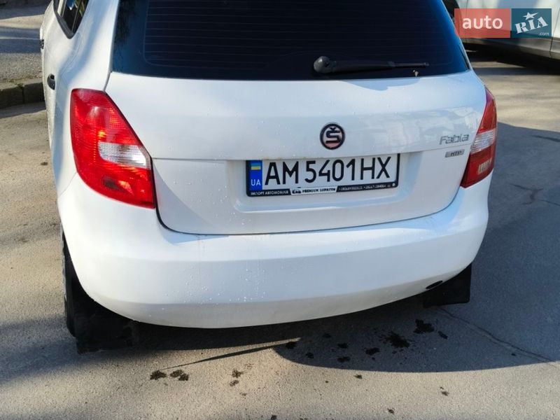 Хэтчбек Skoda Fabia 2011 в Житомире фото 4 Хэтчбек Skoda Fabia 2011 в Житомире