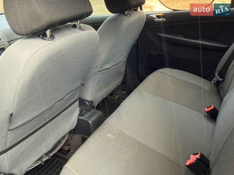 Универсал Skoda Fabia 2008 в Чернигове фото 11 Универсал Skoda Fabia 2008 в Чернигове