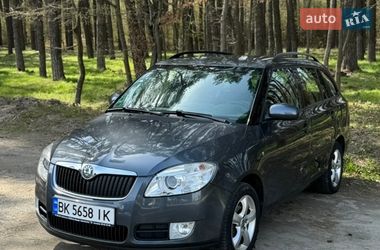 Універсал Skoda Fabia 2009 в Дубні
