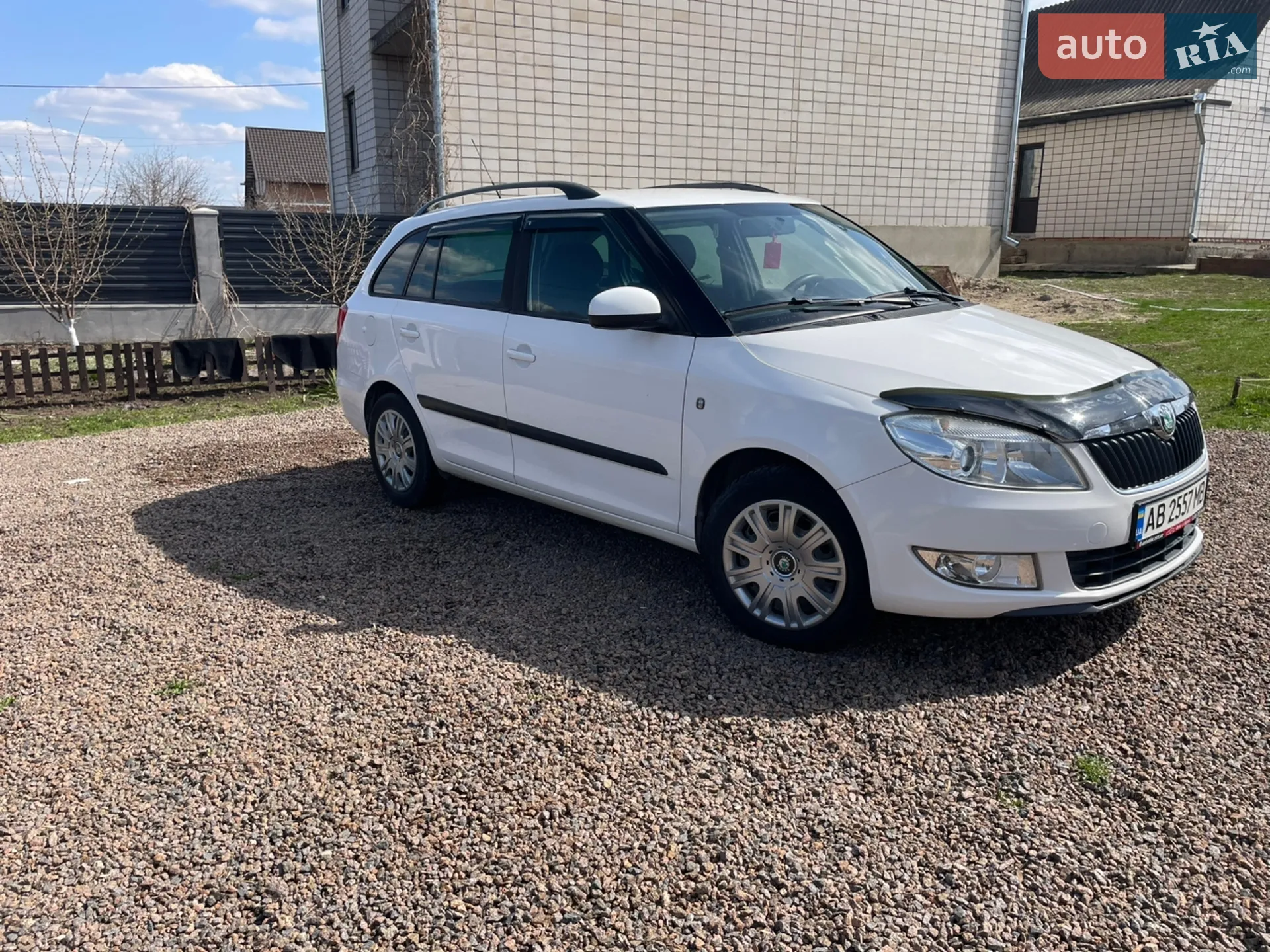 2010 Skoda Fabia - мініатюра 6