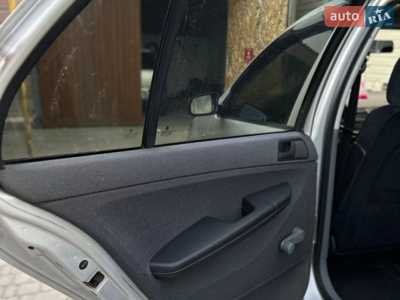 Хэтчбек Skoda Fabia 2002 в Тульчине фото 19 Хэтчбек Skoda Fabia 2002 в Тульчине